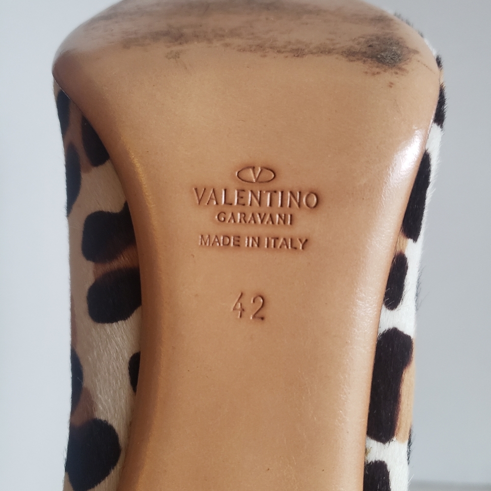 Size 42 Valentino Garavani Leopard print pumps - Picture 5 of 6